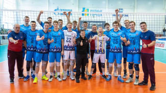 Губернатор ЯНАО поздравил «Факел Ямал» с 30-летием