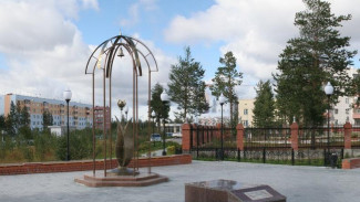 В Муравленко два местных жителя осквернили памятник «Всем убиенным от благодарных живых»
