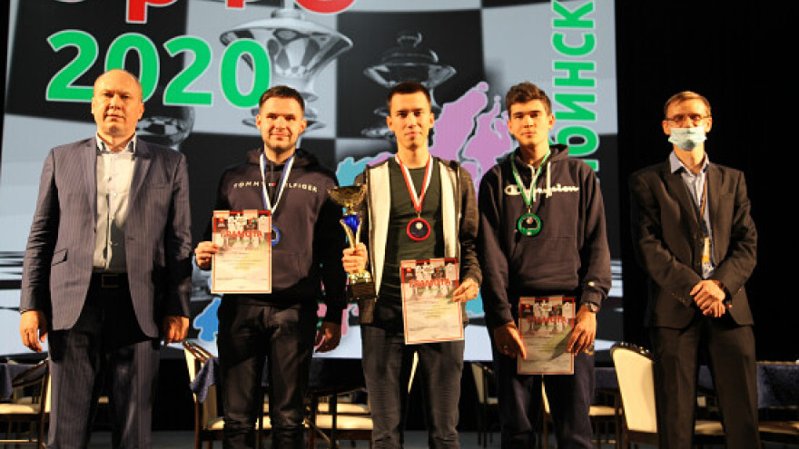 Салехардские спортсмены представят округ на чемпионате России по быстрым шахматам