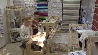 Житель Петрозаводска сменил кресло начальника на табуретку у ткацкого станка