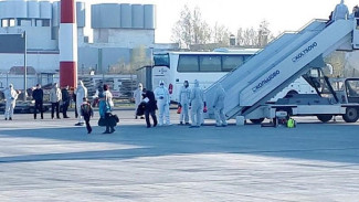 Ямальские туристы, эвакуированные из Таджикистана, прибыли в Ноябрьск
