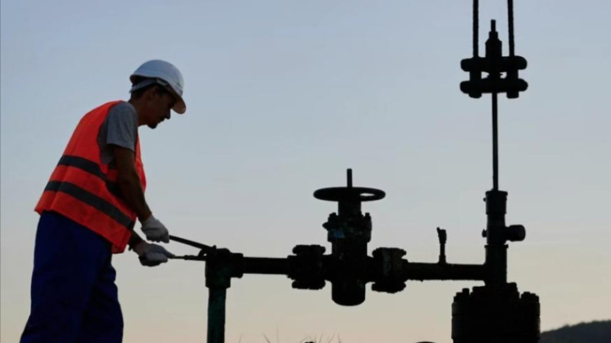 В правительстве сообщили, на сколько лет еще в России хватит запасов нефти и газа