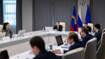 Развитие инфраструктуры Северного морского пути обсудили на выездном заседании в Салехарде