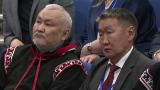 Парламентарии из 10 регионов страны встретились в Салехарде