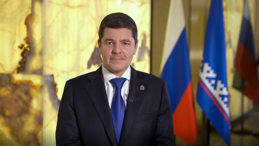 «Вы навсегда останетесь ямальцами»: Дмитрий Артюхов поздравил выпускников с последним звонком
