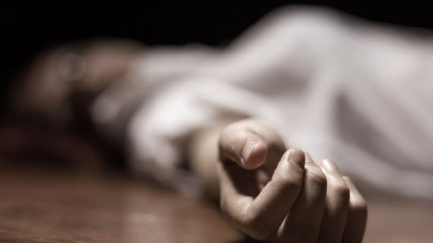В Салехарде мужчина жестоко избил сожительницу. 21-летняя девушка скончалась