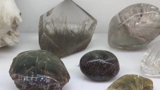 Главный музей Ямала готовит к отправке в Калининград коллекцию уникальных минералов 