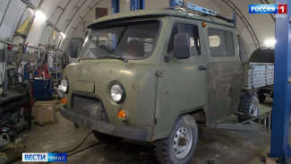 Машина для мобилизованных: в Тарко-Сале готовят УАЗ для передачи бойцам СВО