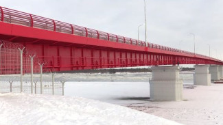 Долгожданный Пуровский мост избавил жителей восточной части Ямала от сезонных транспортных проблем