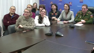 Ямальские моряки-срочники поздравили женщин по видеосвязи 