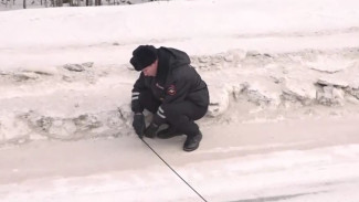 Улицы утопают в снегу: жители Ноябрьска недовольны работой коммунальных служб 