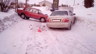 На Ямале мужчину доставили в больницу после серьезного ДТП