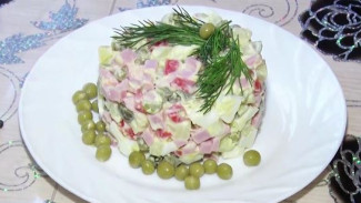 «Оливье» подорожал: в какую сумму обойдется ямальцам самый любимый новогодний салат