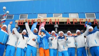 «Желаем победы нашим россиянам!»: огонь I зимних игр «Дети Азии» добрался уже и до Курильских островов