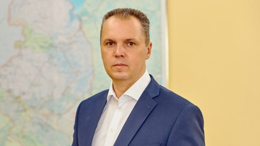 Иван Сакал досрочно покинул пост главы Приуральского района