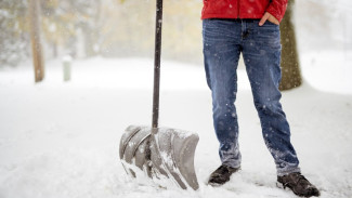Осужденные в Ноябрьске будут убирать снег и мыть городские автобусы