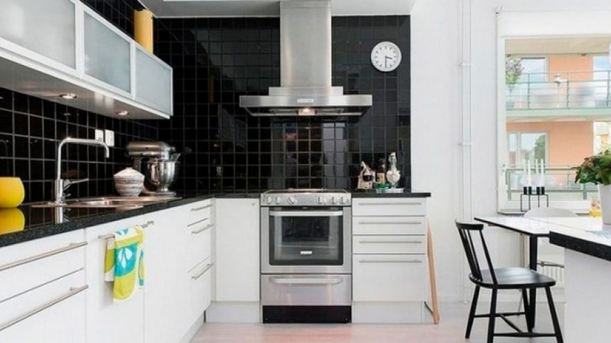 Кухня в черно-белом цвете: особенности цветовой гаммы