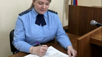 Ломбард в Салехарде лишился миллионов из-за своей управляющей