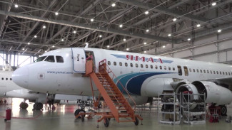 Ямальские самолеты отмечают новоселье: большой ангар вырос в аэропорту Рощино