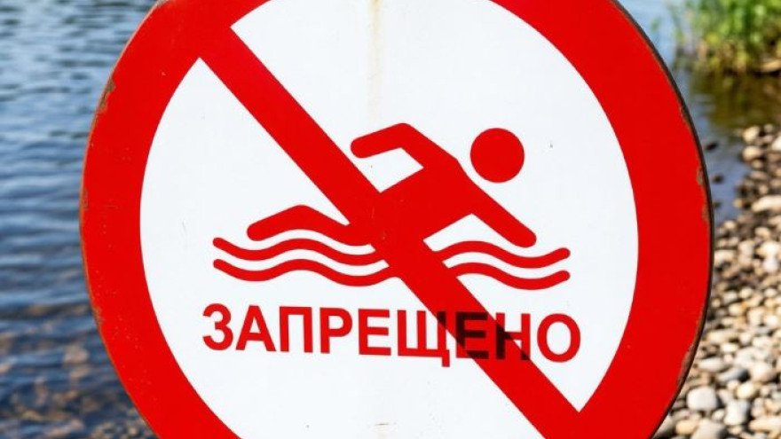 В Муравленко по требованию прокуратуры установили запрещающие знаки у воды