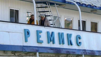 Ямальская столица встретила первых иностранных туристов теплохода «Ремикс»