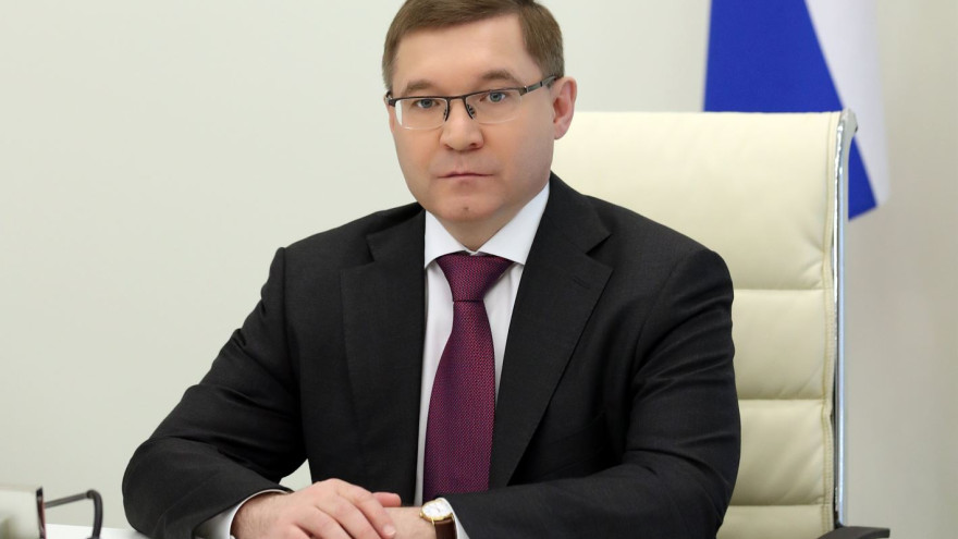 Владимир Якушев: «Лишь от нас, от взрослых, зависит, какими вырастут наши дети»