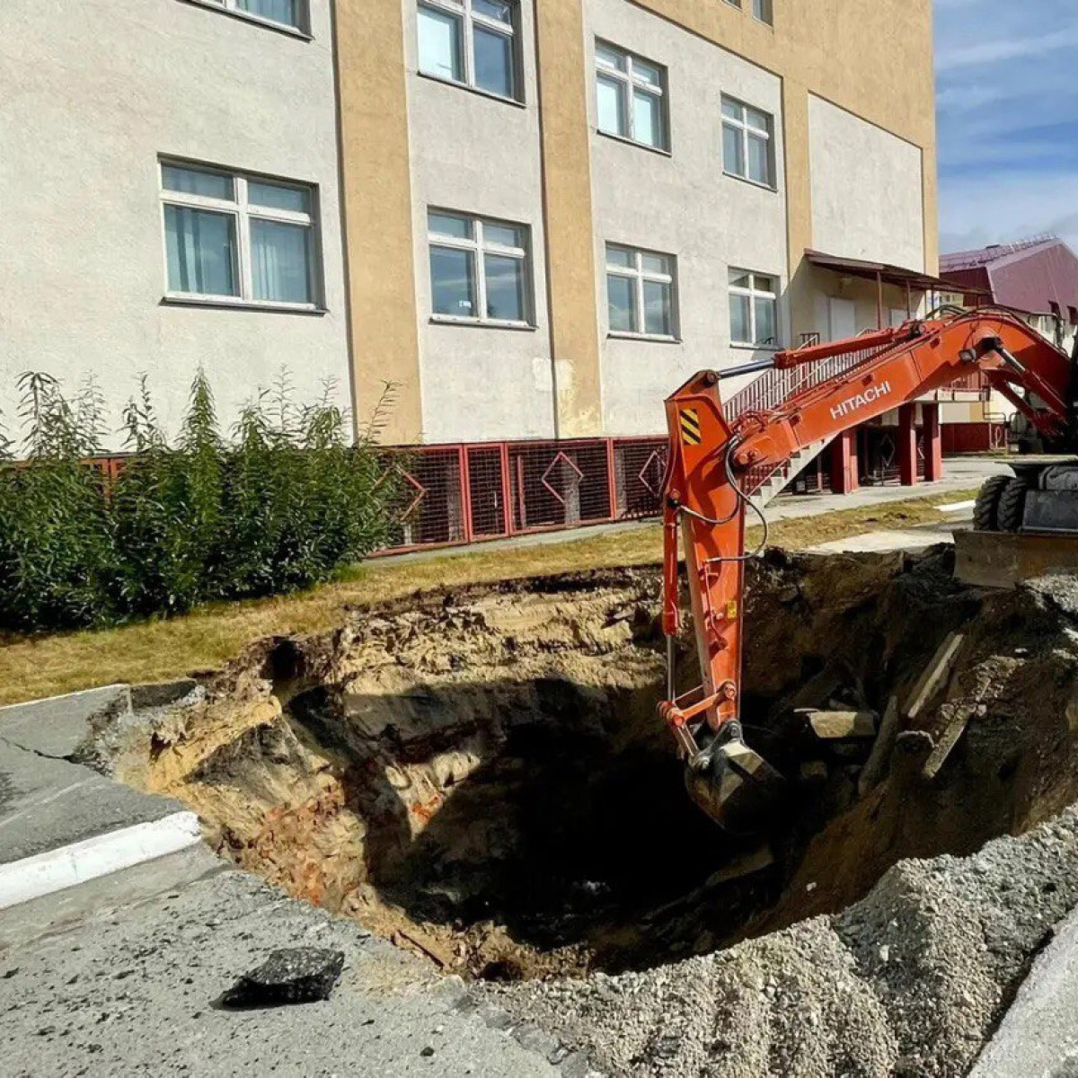 Город под городом: в Салехарде рабочие «наткнулись» на культурный слой –  Новости Салехарда и ЯНАО – Вести. Ямал. Актуальные новости Ямала