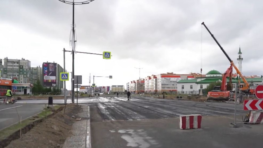  В Новом Уренгое после капремонта открыли участок улицы Сибирской