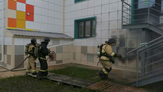 В Муравленко ликвидировали пожар в Центре интеллектуального развития
