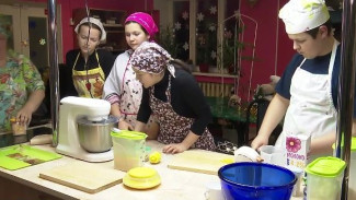 Уже освоили румынскую, итальянскую и японскую кухни: в ЦДТ Муравленко растят юных кулинаров