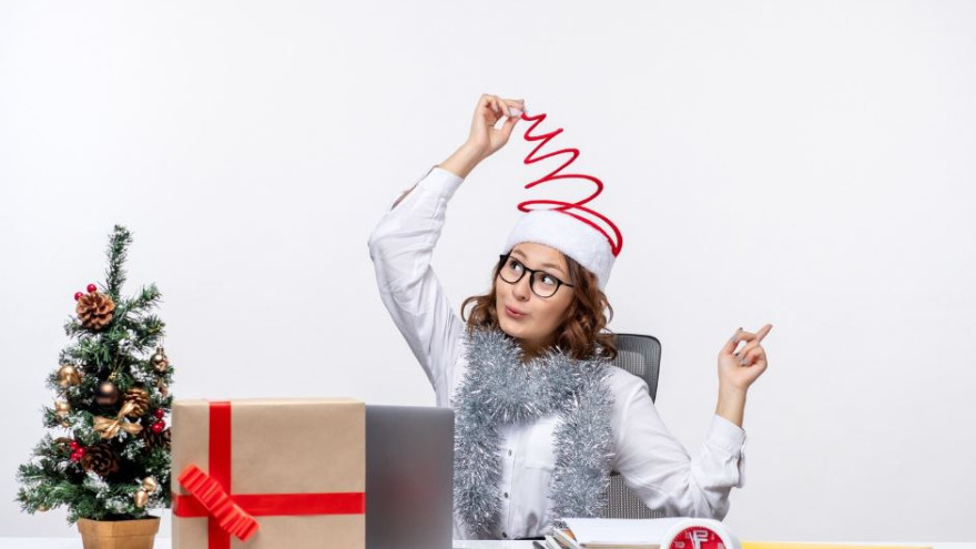 Жителям ЯНАО напомнили, что последний рабочий день года не будет сокращенным 