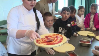 В Тазовском прошёл первый «Фестиваль пиццы»