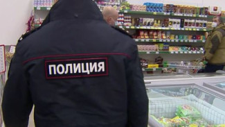 В магазинах Тазовского района искали нарушителей масочного режима: много ли желающих рискнуть «рублём» и здоровьем 