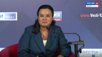 Зоя Чернышева подвела итоги учебного года на Ямале