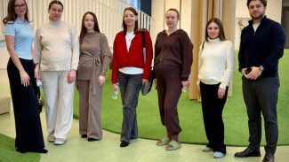 В Тарко-Сале врачи и педагоги запустили клуб поддержки для будущих мам