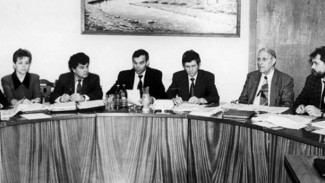 25 лет окружному парламенту: знаковые решения, без которых не было бы сегодняшнего Ямала