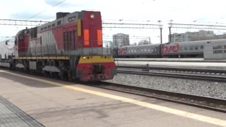 Накануне из Тюмени отправился автопоезд с техникой для фронта