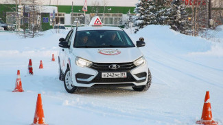 В Надыме ветеранов СВО научат управлять авто без педалей