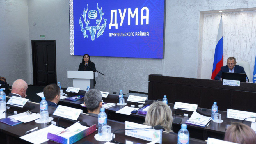 В Приуральском районе объявлен конкурс на должность Главы