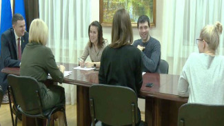 Желающие есть, да новых лиц немного: в Пуровском районе обсудили успехи и проблемы волонтёрства 