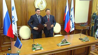 Дмитрий Кобылкин и Алексей Миллер подписали соглашение о сотрудничестве Ямала с Газпромом