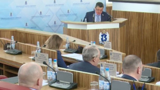 Депутаты Ямала утвердили доклад о состоянии регионального законодательства 2017 году
