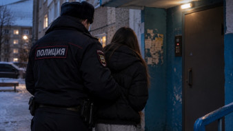 В Тарко-Сале 17-летнюю девушку осудили за оскорбление полицейского