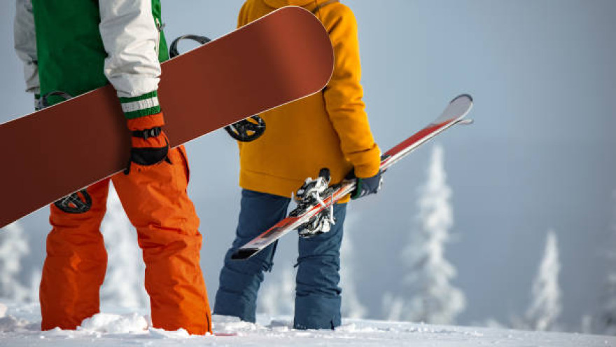 Для тех, кто на спорте: авиакомпания «Ямал» будет бесплатно перевозить лыжи и сноуборды