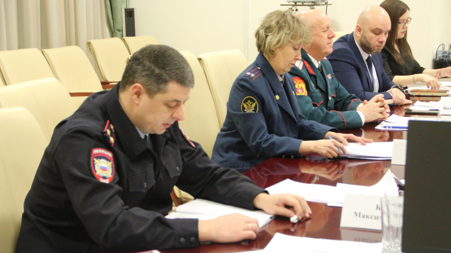 В администрации Салехарда обсудили криминогенную обстановку в городе 