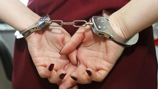 Ямальские полицейские задержали аферистку из Калуги
