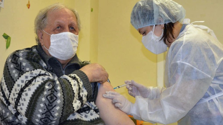 В первую волну массовой вакцинации более 7 тысяч ямальцев привились от коронавируса