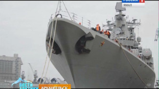 5 лет модернизации. В Архангельске ракетный крейсер «Маршал Устинов» сошел со стапелей