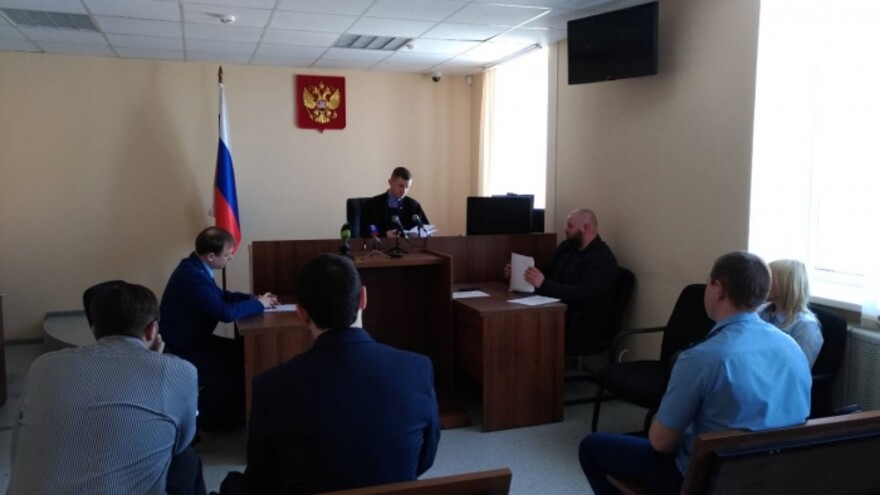 Почему салехардский суд не удовлетворил жалобу матери ребенка, покусанного стаей собак?