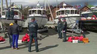 В Салехарде проверили техническое состояние маломерных судов МЧС